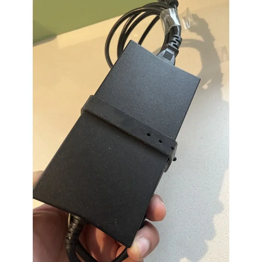 GENUINE DELL XPS 17 L701X L702X M170 M1710 130W AC Power Adapter Laptop Charger